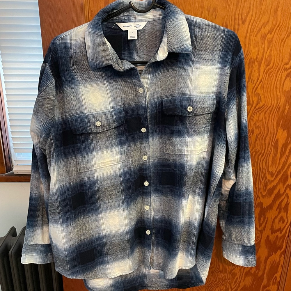 Medium blue flannel shirt. Womens.